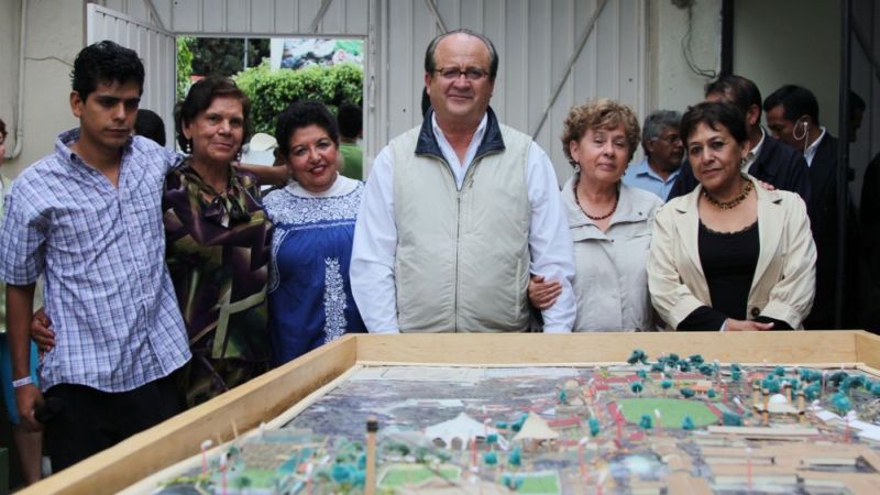 maestros apoyan a Graco Ramirez rumbo al gobierno de Morelos en las proximas elecciones 2012