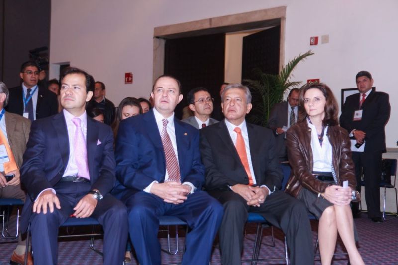 Lopez Obrador y Marcelo Ebrard amigos