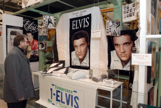 Elvis Presley sigue vivo en el corazón de millones