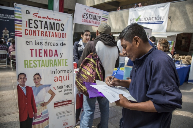 Segunda Feria del Empleo a Migrantes en Tijuana