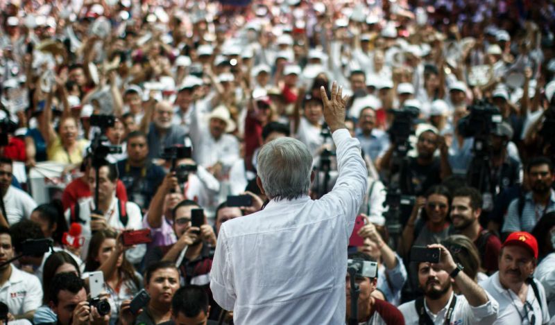 López Obrador contra López Gatell, la víctima el pueblo de México