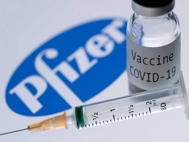 Busca Pfizer aplicar su vacuna anticovid en diciembre