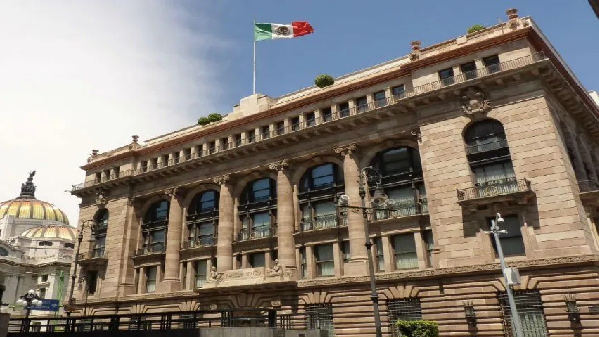 Banxico vuelve a subir la tasa de interés; ahora es de 10 por ciento