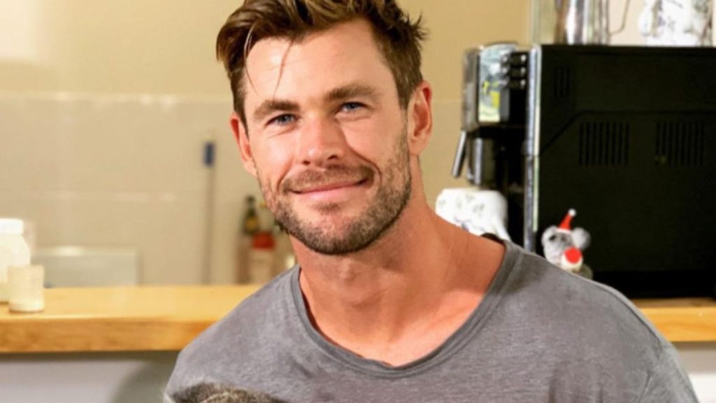 Revela Chris Hemsworth que es propenso a padecer Alzheimer