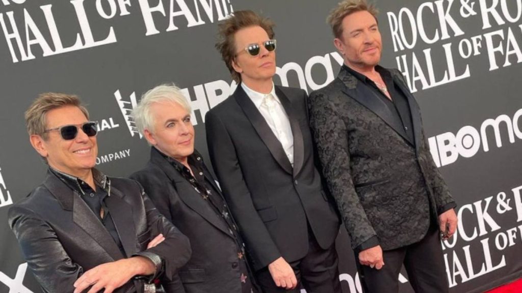 Revela guitarrista de Duran Duran que padece cáncer