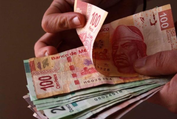 Reportarán bancos depósitos mayores a 15 mil pesos al SAT