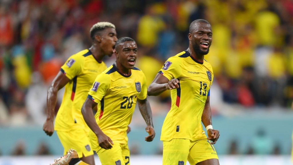 Ecuador comenzó con el pie derecho su paso en Qatar 2022, al vencer al anfitrión por 2-0, con una gran actuación de Enner Valencia.