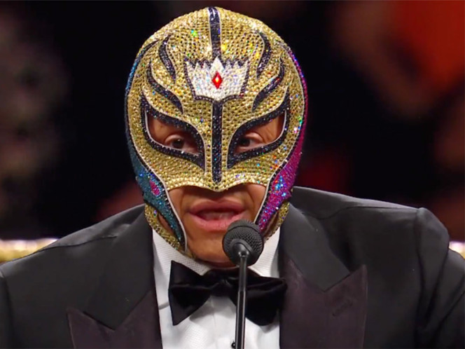 Rey Mysterio ingresa al Salón de la Fama de la WWE Clase 2023