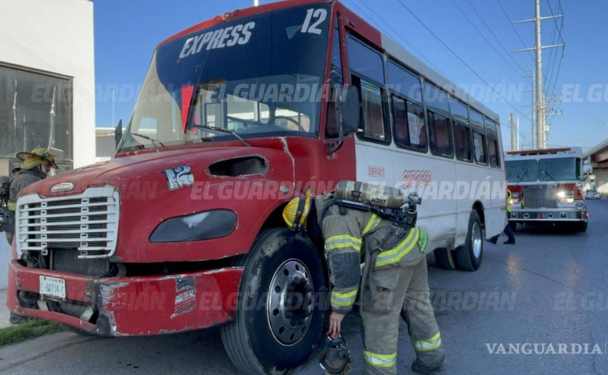 Ruta Express sufre corto circuito y asusta a pasajeros con conato de incendio