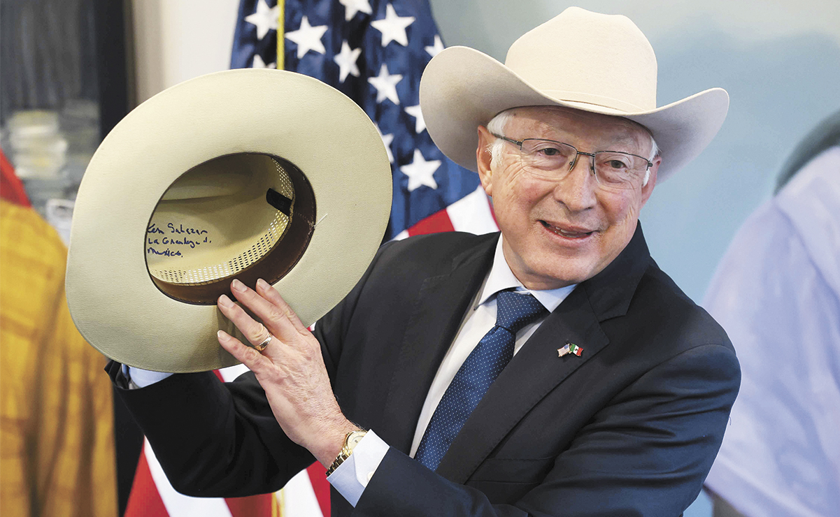 Ken Salazar Falta de respeto incluir a México en lista de enemigos de EU 'somos socios, somos familia', dice 3 solo opiniones.com image 12