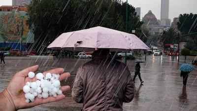 Tláloc amaneció bravo Activan doble alerta por lluvias y granizo en 13 alcaldías 3 solo opiniones.com image 1