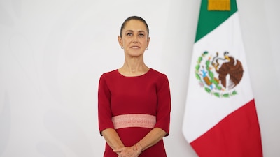 Sheinbaum llega a su Primer Informe con 74 deaprobación 3 solo opiniones.com image