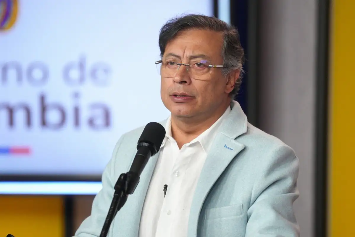Petro sugiere a Trump leer 'Cien años de soledad' para superar su ignorancia y groserías a Colombia 2 solo opiniones.com image 16
