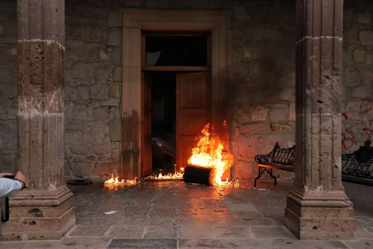 Asesinato de alcalde desata una crisis en Michoacán 1 solo opiniones.com image 2