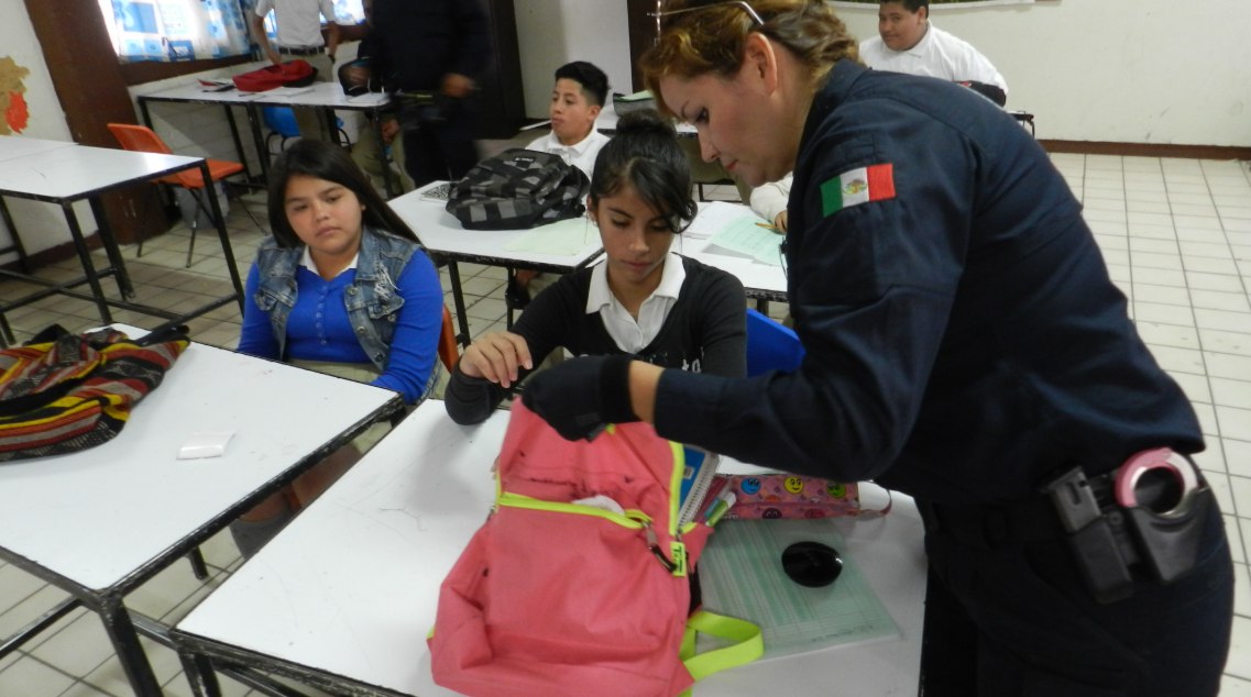 Criminalización de jóvenes: operativos y detenciones en escuelas mexicanas revelan un problema social creciente 1 solo opiniones.com redadas en colegios