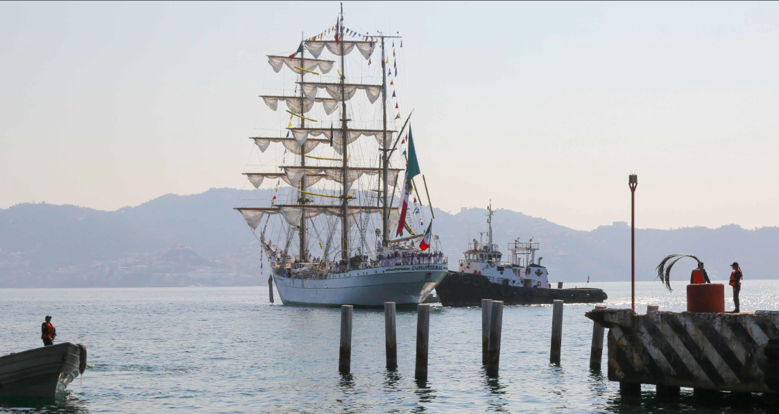 Buque Escuela Cuauhtémoc