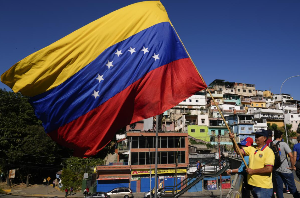 La Venezuela de Maduro: Anatomía del colapso económico y democrático 9 La Venezuela de Maduro